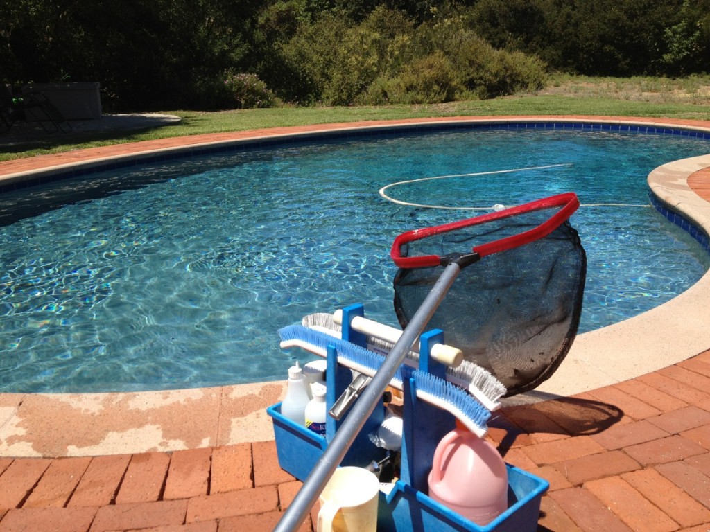 swimming pool service and repair